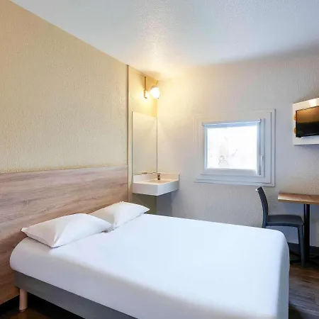 Hotelf1 Nantes Est La Beaujoire Exterior foto